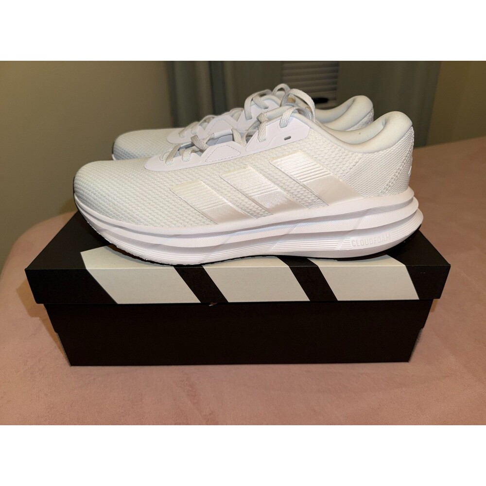 Adidas Galaxy 7 women's running shoe US size 10.5 - UK 9 1/2